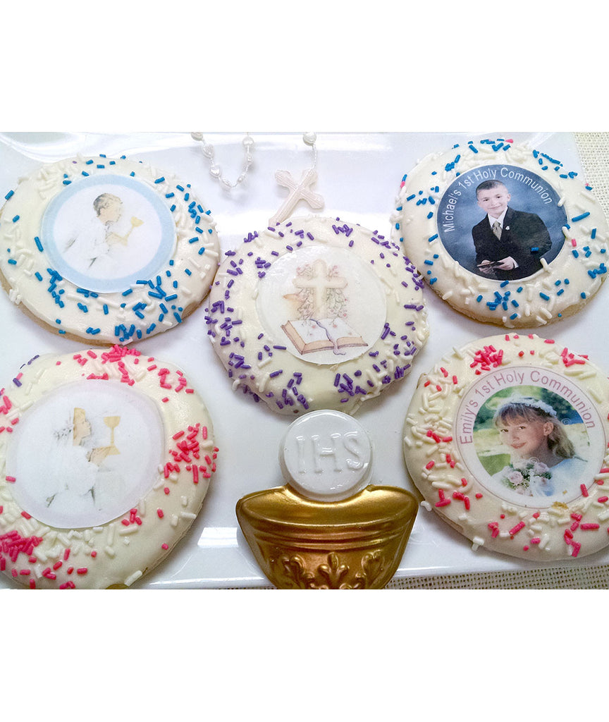 Round Communion Favors