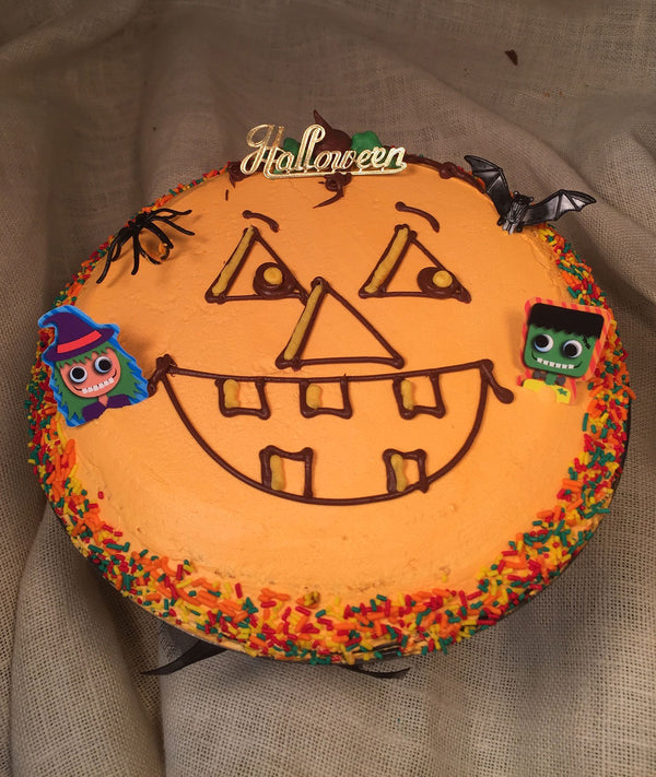 Pumpkin Face Sponge Cake