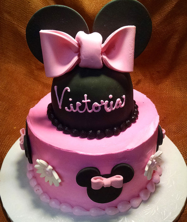 Cutsie Minnie & Hat Cake